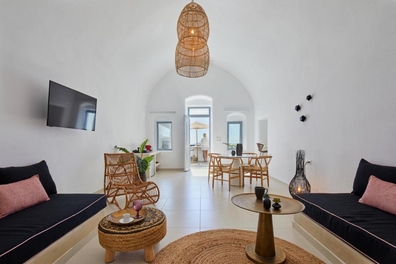 You & Me Suites Fira  Zewnętrze zdjęcie